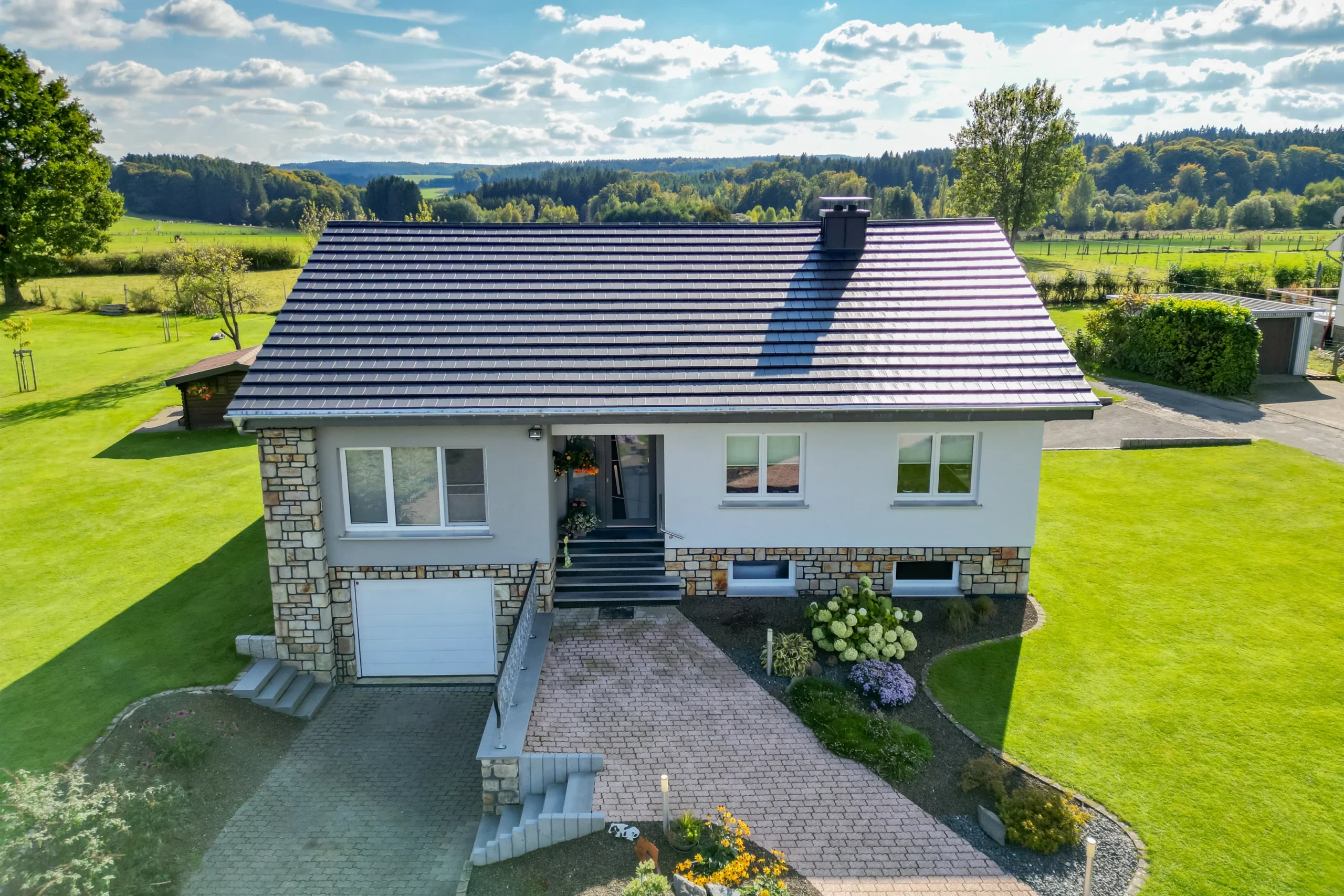 Dachsanierung & PV Montage